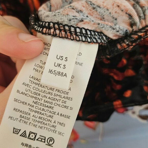 Free People Take A Break Halter Top In Black Combo Velvet Crop Blouse Size Small - Picture 6 of 9